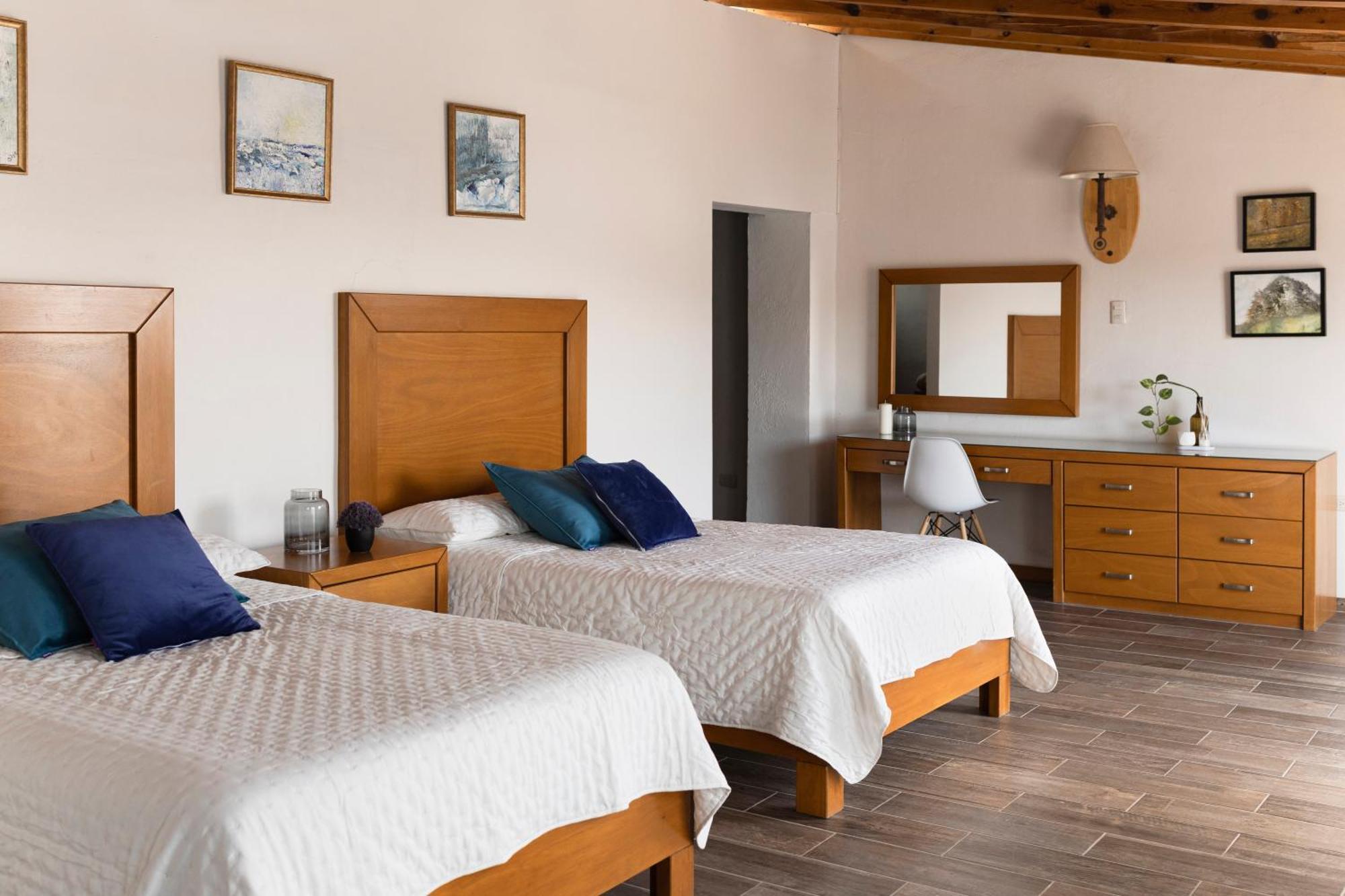 Casa Amarilla Pensión